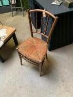 oud brocante stoeltje