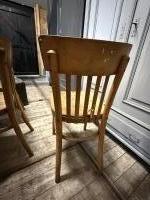 Brocante houten (eetkamer)stoel