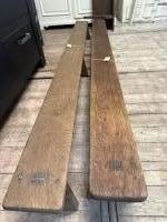 Landelijke oud houten bankjes